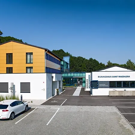 Sankt Magdalena 3* לינץ